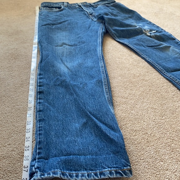 Denver Hayes Distressed Jeans - Picture 5 of 10